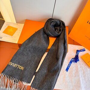 Louis Vuitton women's scarves